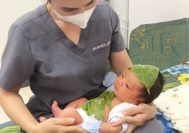 TẮM BÉ CHUẨN Y KHOA
